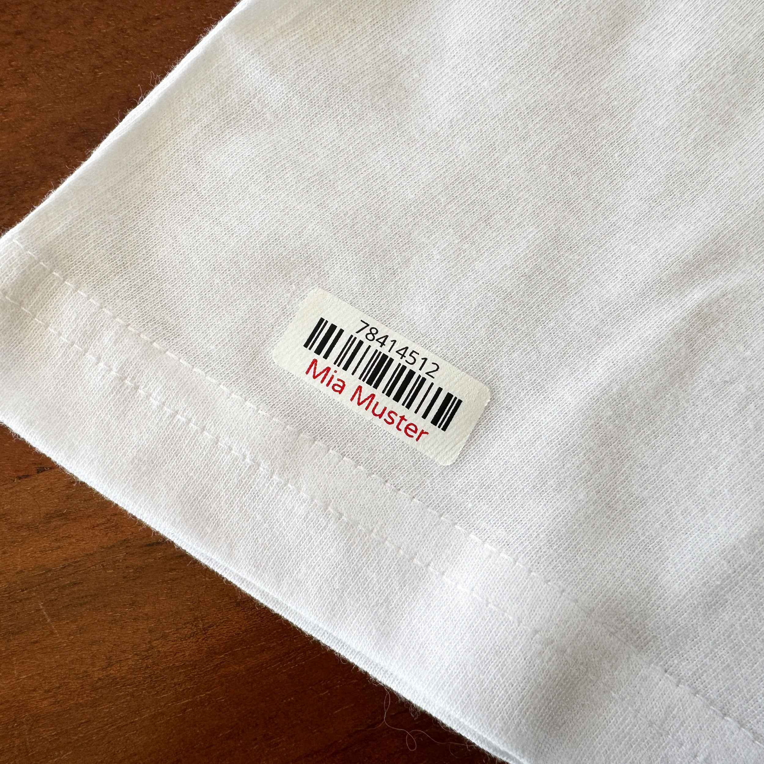 225 Stück Bügeletiketten mit Barcode 30x13 mm - kinder-druckerei.de