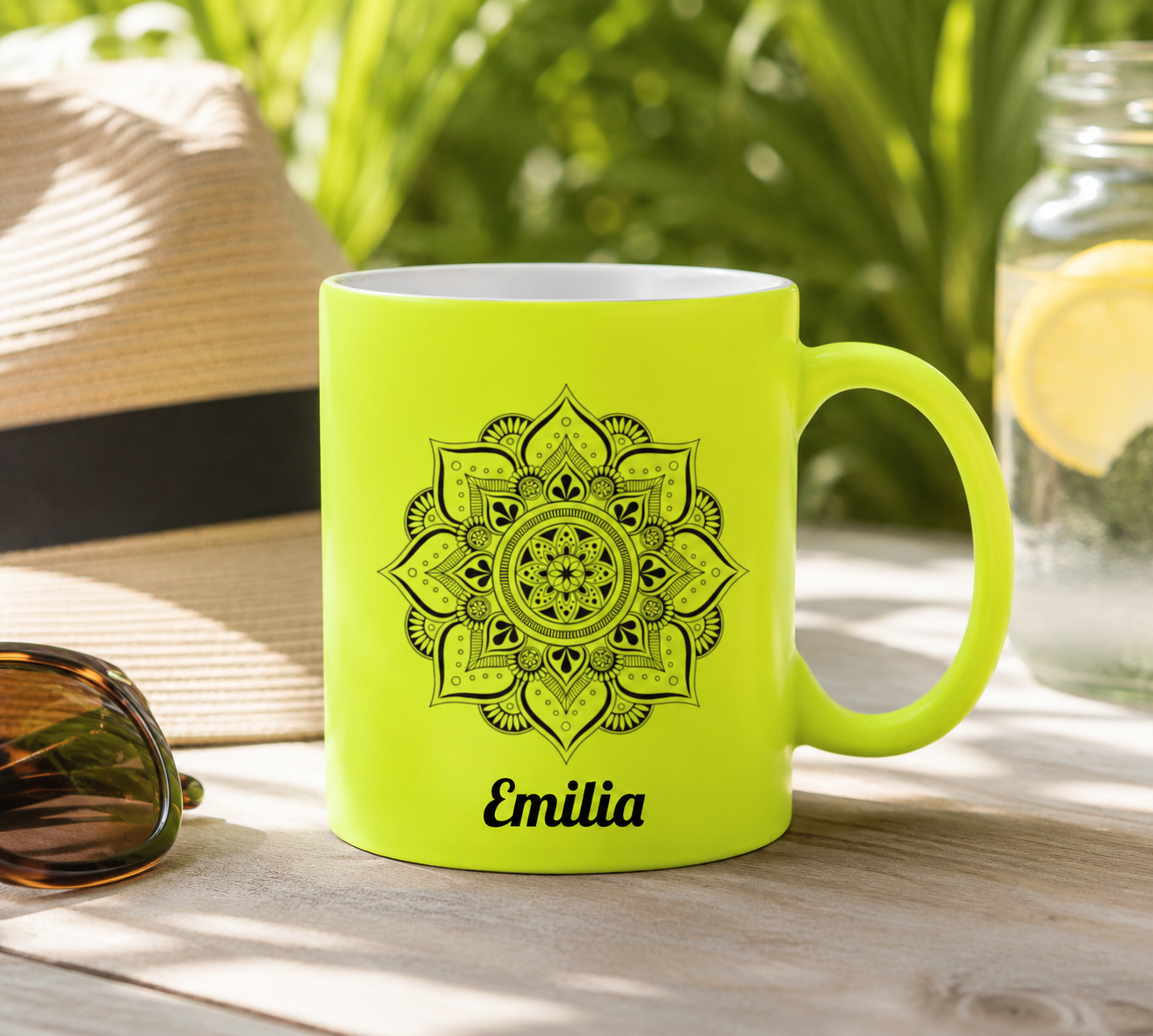 Keramiktasse Neon mit individuellem Schwarzdruck
