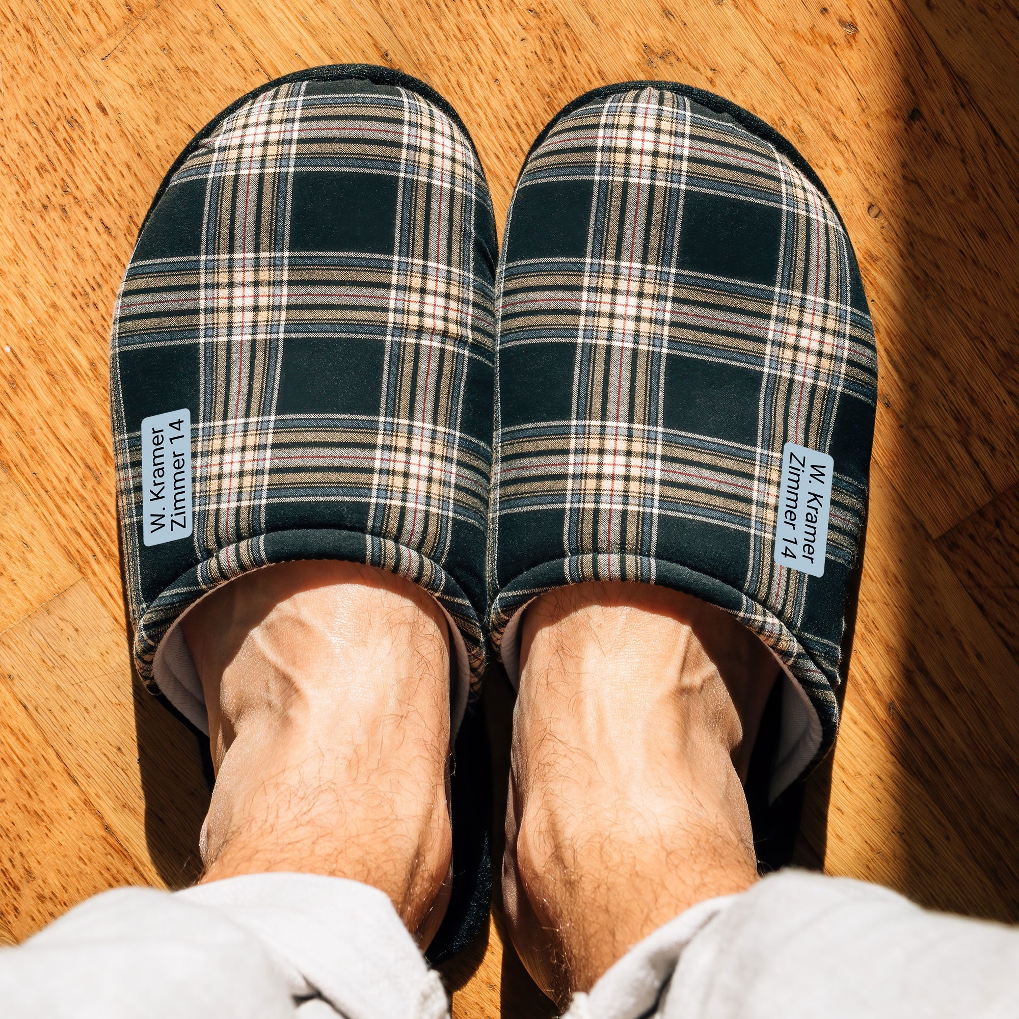 Kleine Namensaufkleber 2-zeilig für Senioren (225 Stück 30x13 mm) - kinder-druckerei.de